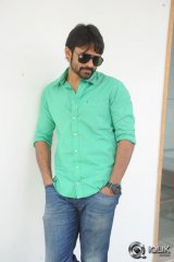 Sai Dharam Tej Interview About Pilla Nuvvu Leni Jeevitham